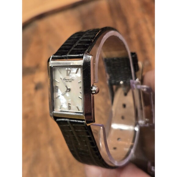 Kenneth Cole NY KC2563 Slim , Ultra-thin , MOP , Green Croco Leather Strap Watch - Picture 7 of 7